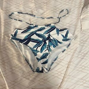 Tropical printed bikini bottoms